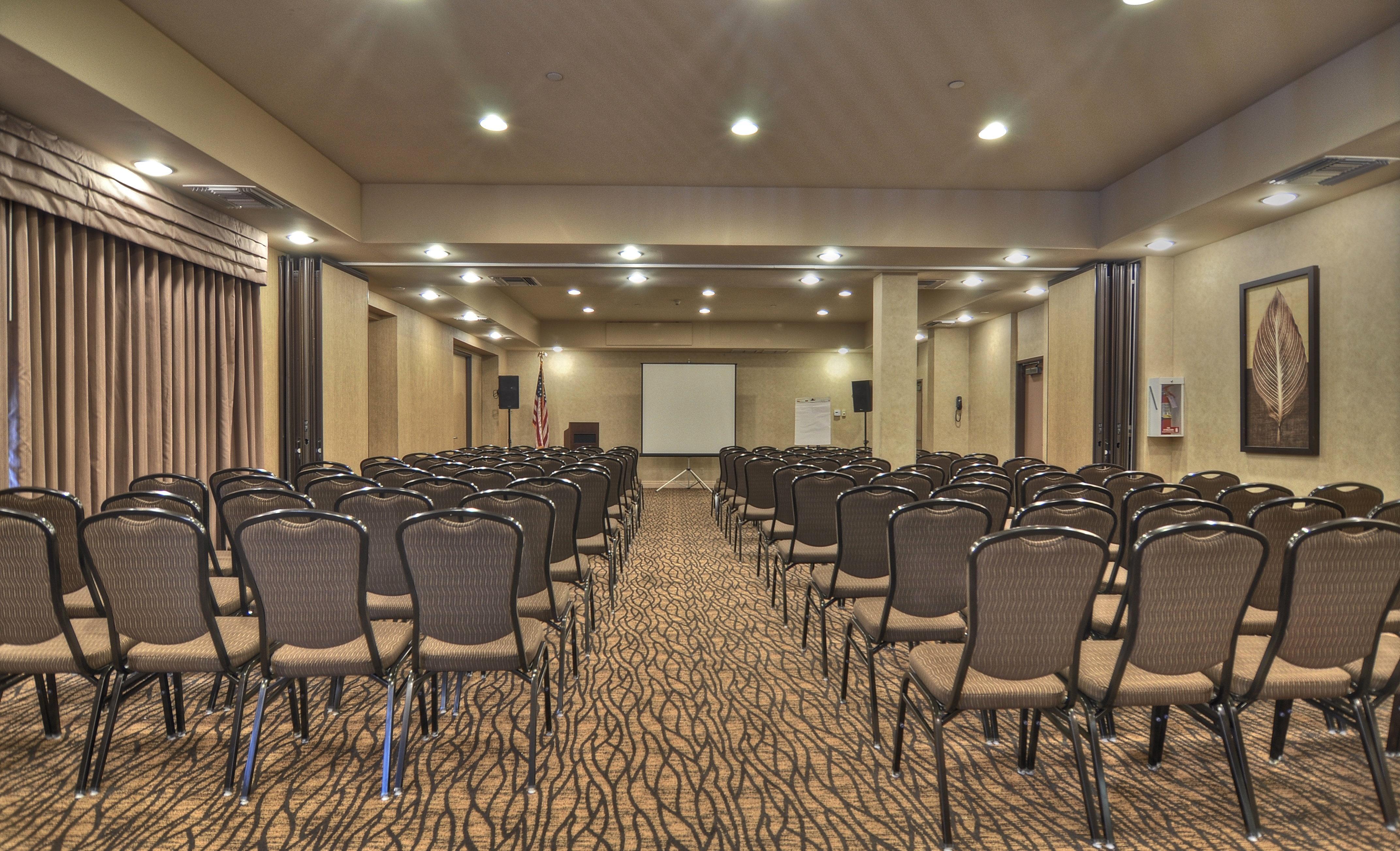 Holiday Inn Express San Diego South - Chula Vista By Ihg Exterior photo