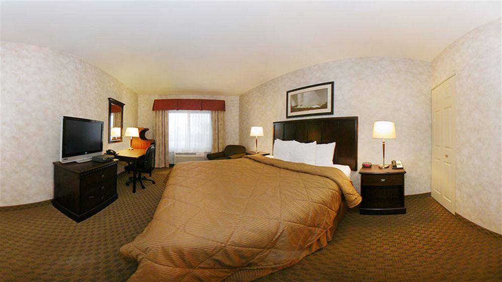 Holiday Inn Express San Diego South - Chula Vista By Ihg Exterior photo